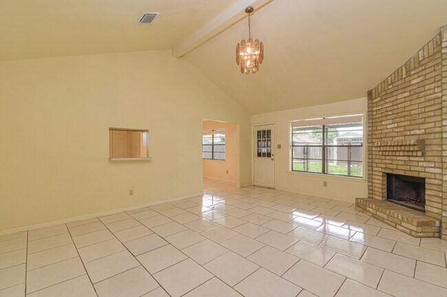 Foto del edificio - 3803 Lochmire Ln