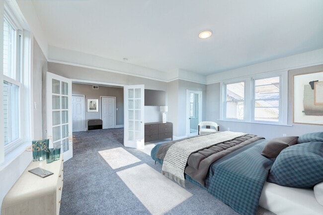 Building Photo - AVAILABLE JULY 2026 - MT. WASHINGTON 4 Bedroom + 3 Bath Home w/ OFF-STREET PARKING