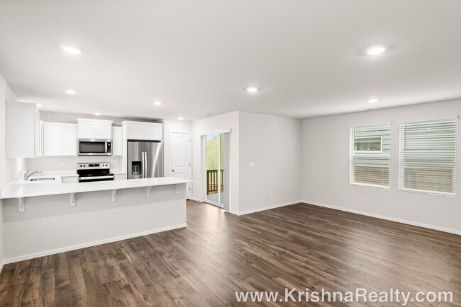 Building Photo - Beautiful New Home in North Haven, Ridgefi...