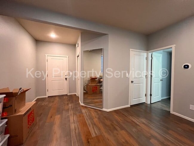 Foto del edificio - Stunning Hazel Dell Two-Story with High End Appliances