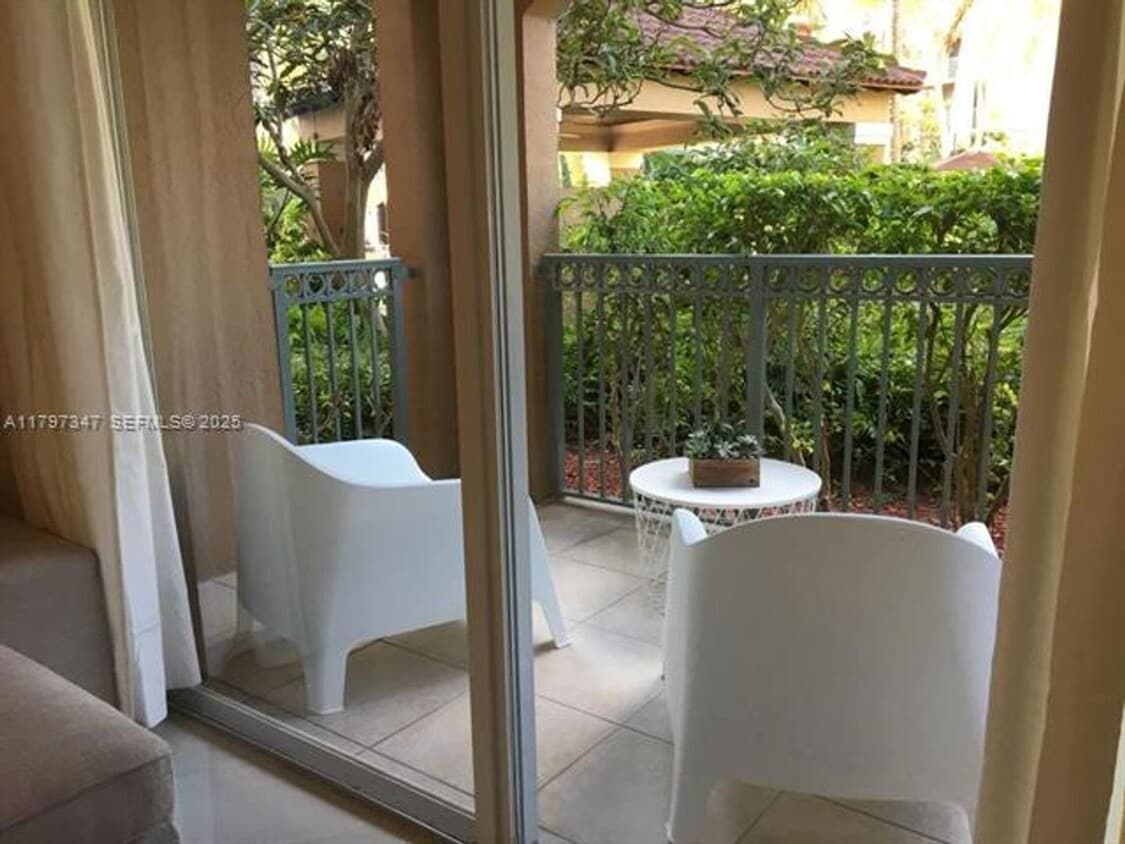 Photo - 19701 E Country Club Dr # 5108 (A11797347)