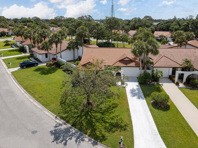 Foto del edificio - 3803 SW Osprey Creek Way