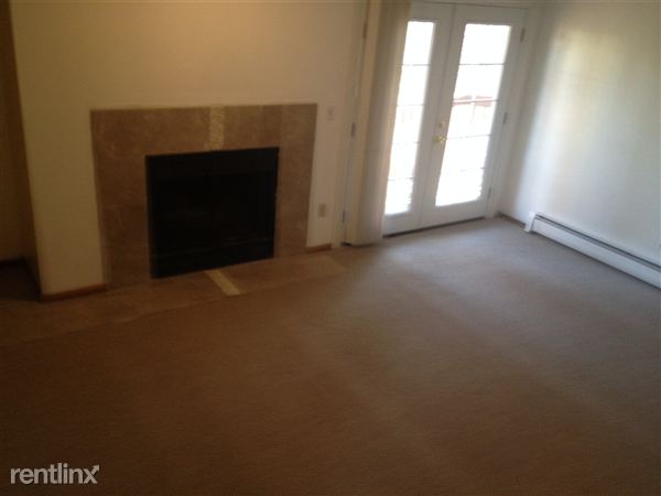 Building Photo - 11420 Heritage Ct