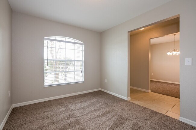 Foto del edificio - 6768 Highlands Creek Loop