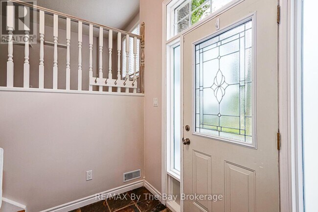 Photo du bâtiment - 72 57th St S