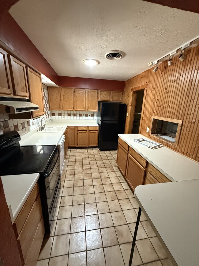 Foto del edificio - 1007 Goode Dr