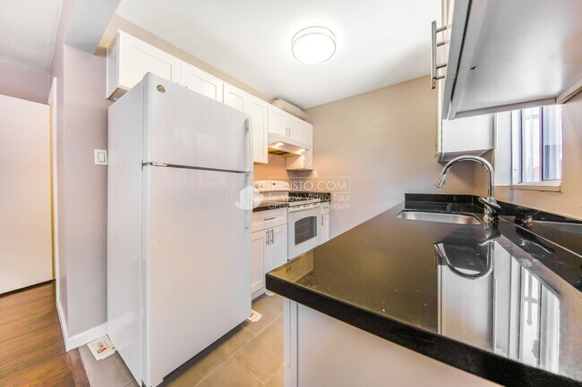 Foto del edificio - 3510 Brookdale Ave