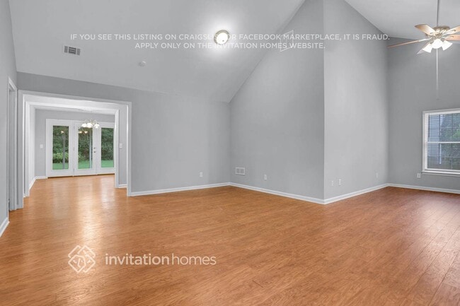 Building Photo - 4201 Keheley Lake Dr
