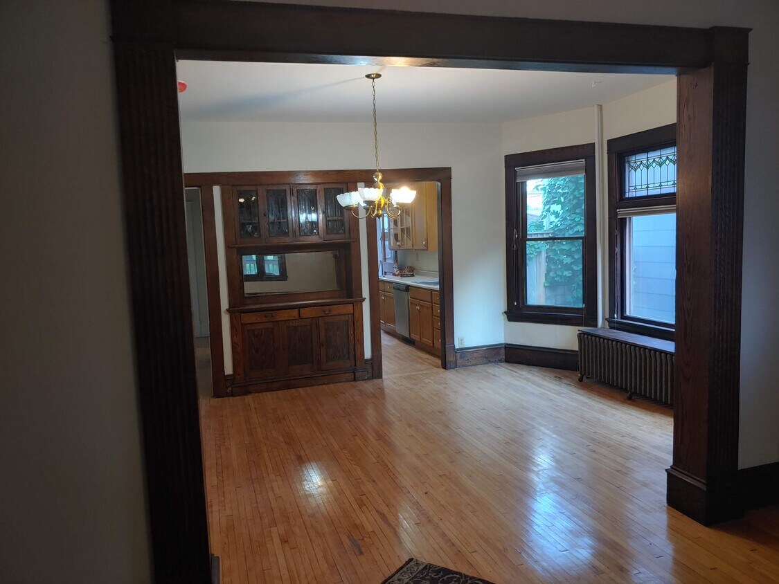 Primary Photo - 2535 Aldrich Ave S