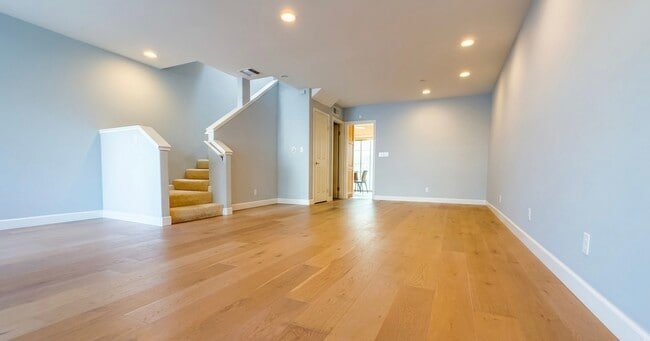 Foto del edificio - 14101 Dickens St