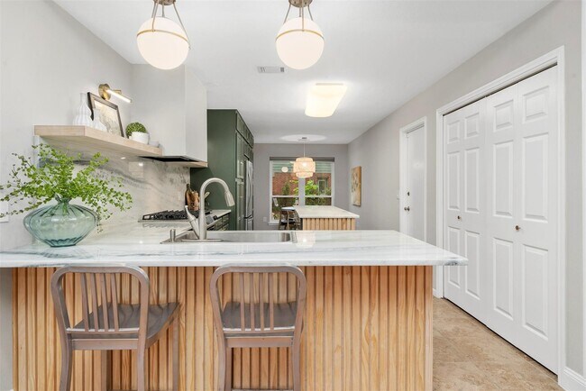 Foto del edificio - 36 White Bark Pl