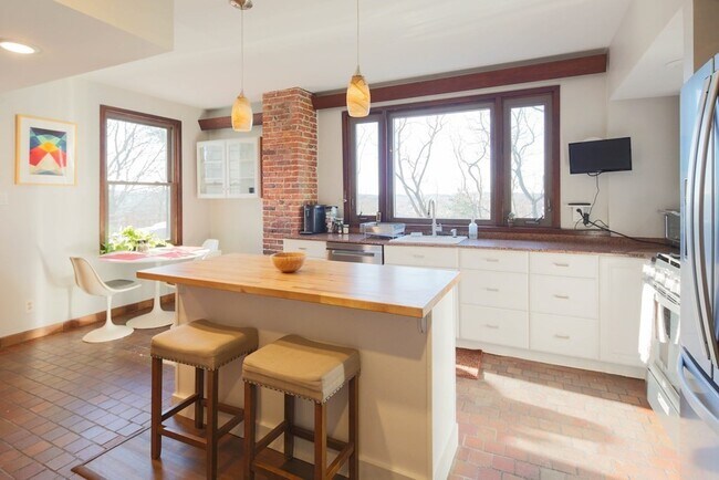 Foto del edificio - 182 Palfrey St