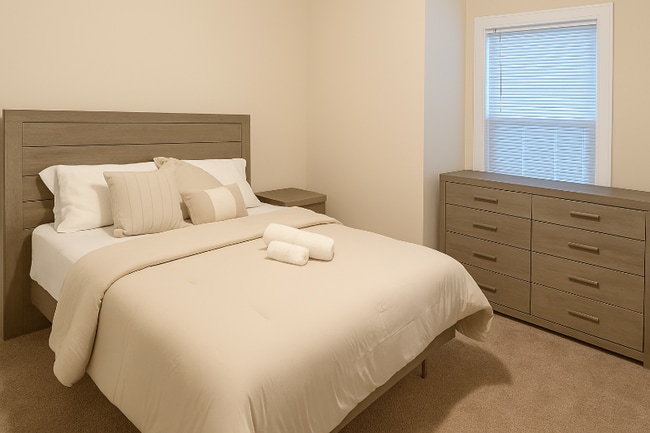 Building Photo - 2221 Mountain Mist Ct