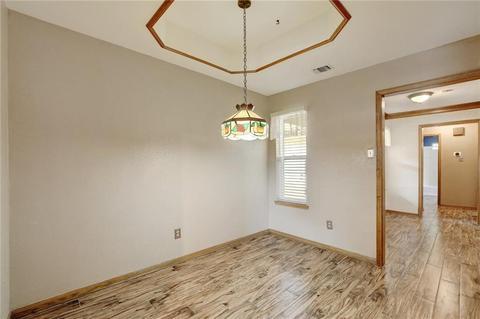 Foto del edificio - Ready for move in ASAP