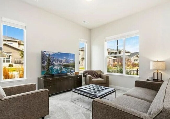Foto del edificio - Elegant Townhome in Loveland