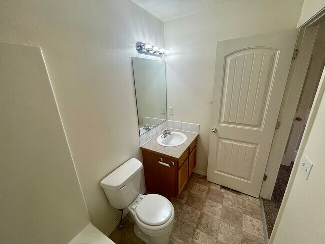 Building Photo - 3484 Vela Pl