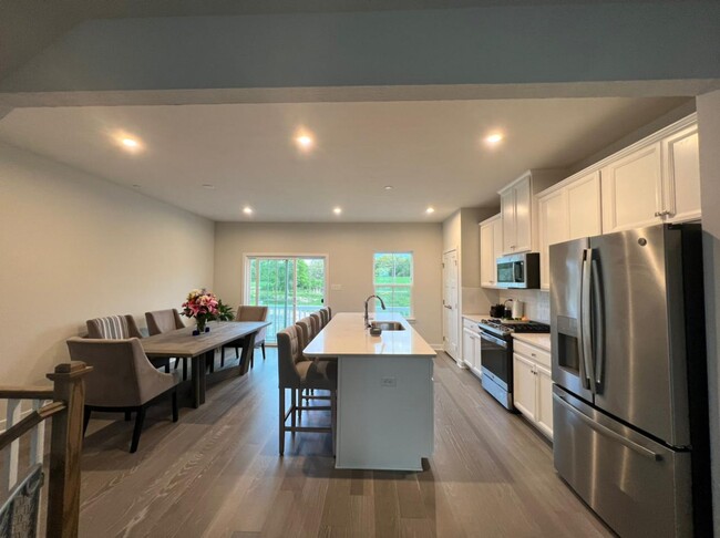 Foto del edificio - 4506 Spruce Rd