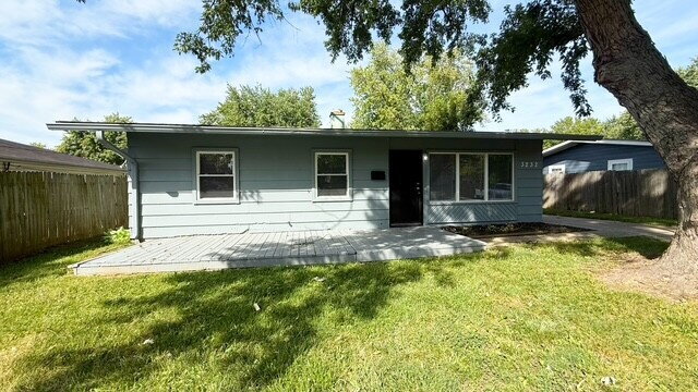 Photo - WEST - EAGLEDALE 3 BEDROOM RANCH AVAILABLE NOW! House