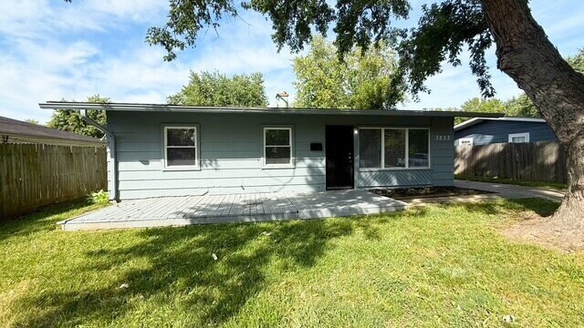 Foto del edificio - WEST - EAGLEDALE 3 BEDROOM RANCH AVAILABLE NOW!