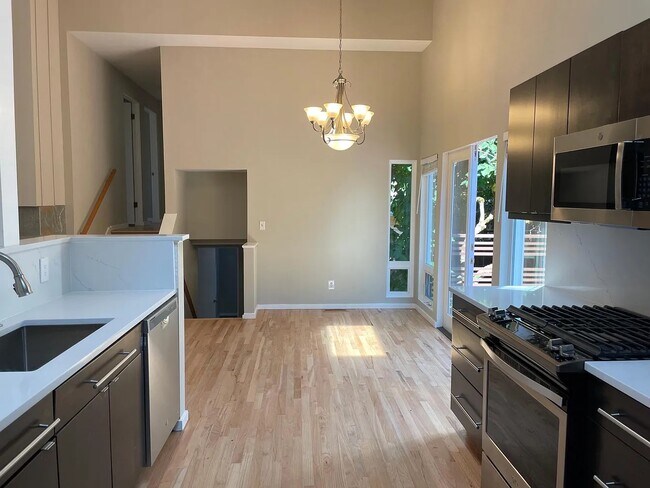 Foto del edificio - 1614 152nd Ave SE