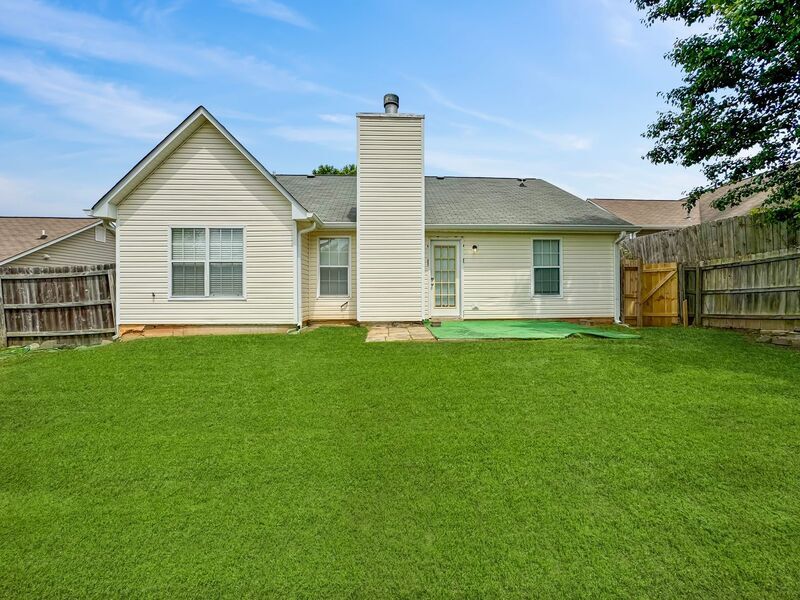 Foto principal - 10623 Pine Forest Ln