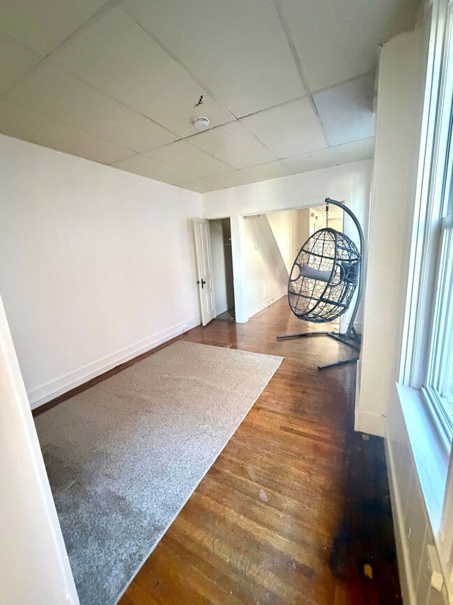 Foto del edificio - 839 E Orange St