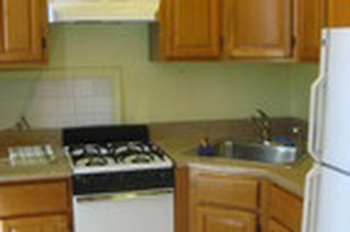 Building Photo - 1096 Fulton St