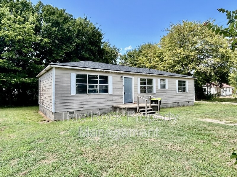 Foto principal - 407 N Ash Ave