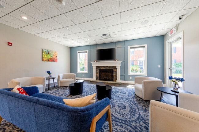 Building Photo - Center Grove Village