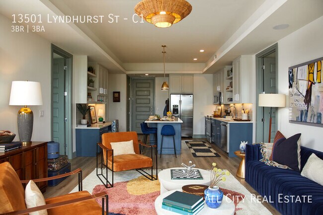 Foto del edificio - 13501 Lyndhurst St