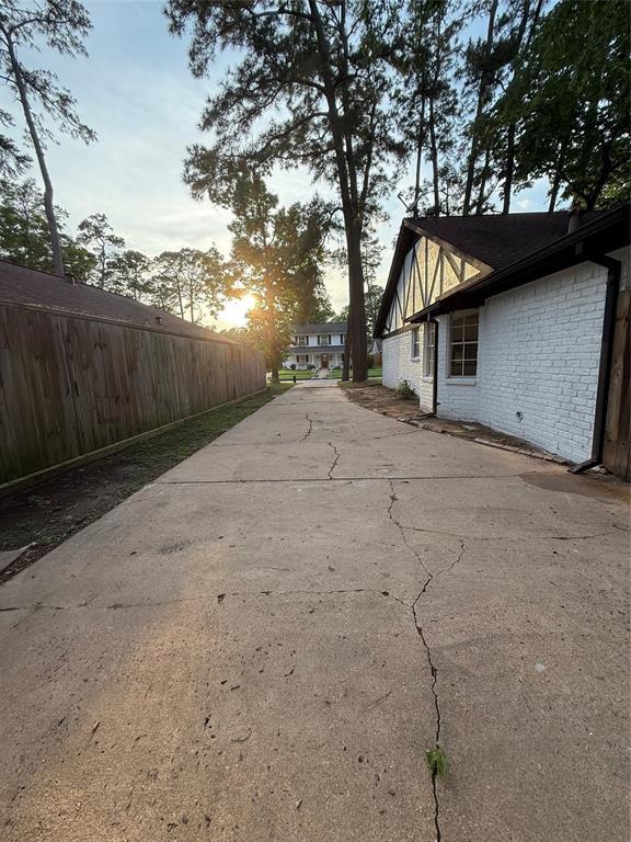 Building Photo - 15110 Forest Lodge Dr