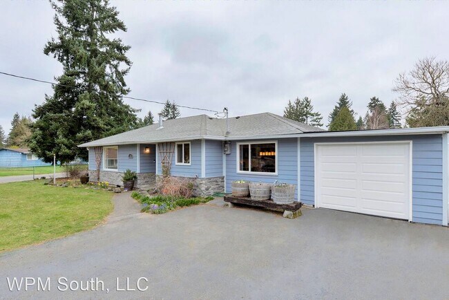 Foto del edificio - 2 br, 1 bath House - 604 S 198th St