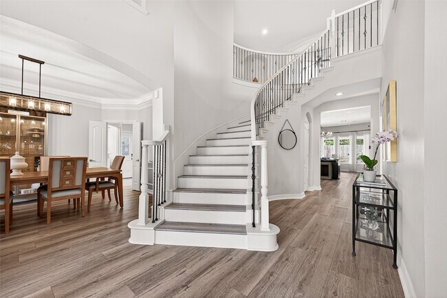 Foto del edificio - 3510 Artesian Springs Ln