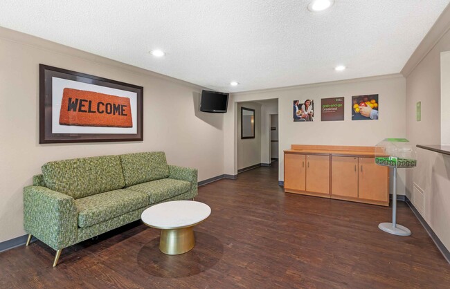 Building Photo - Furnished Studio-Fort Worth - Fossil Creek