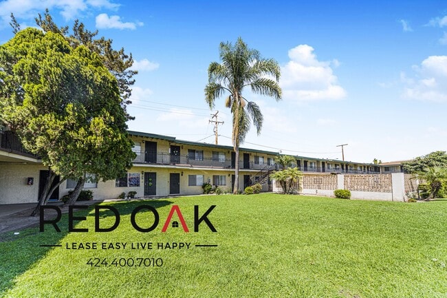 Building Photo - 11823 Lakewood Blvd