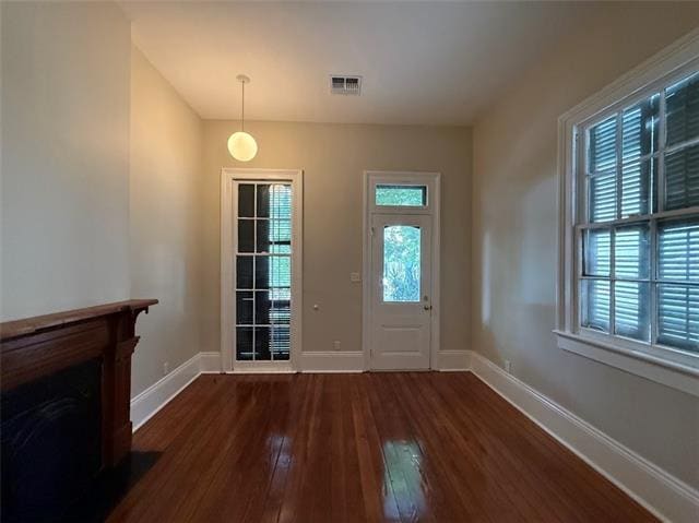 Building Photo - 1522 Melpomene St