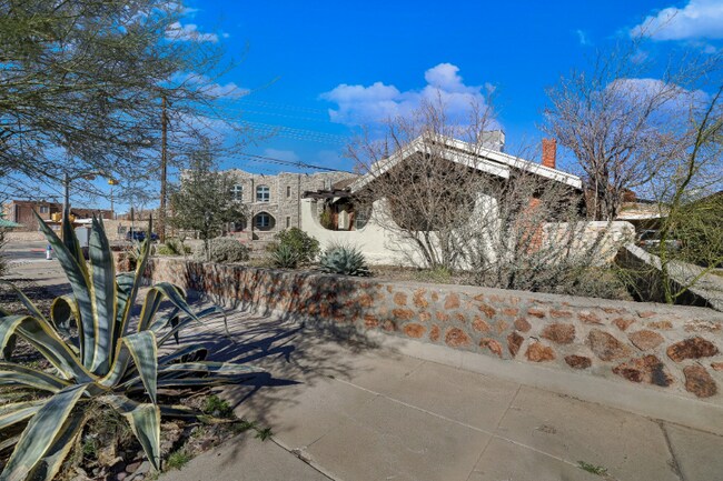 Foto del edificio - 2901 Grant Ave