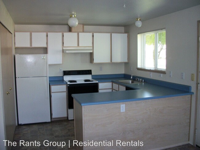 Foto del edificio - 16516 Creek Ln SE
