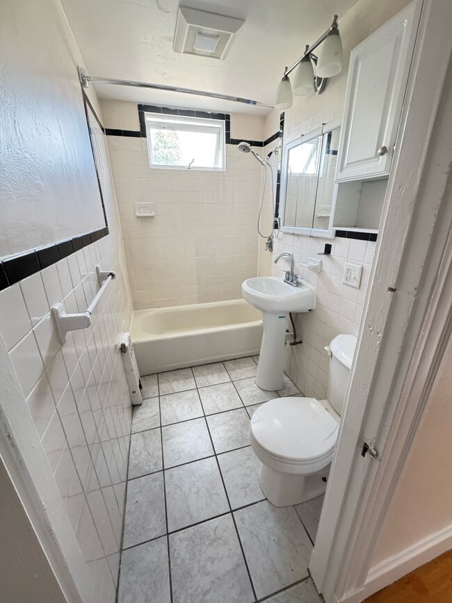 *Pictures are representative samples of the advertised unit. In some cases, the actual units you tou - 44 Atkins St