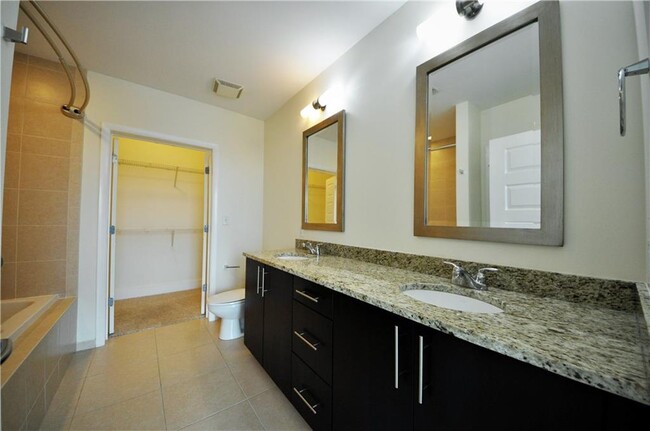 Foto del edificio - 1080 Peachtree St NE