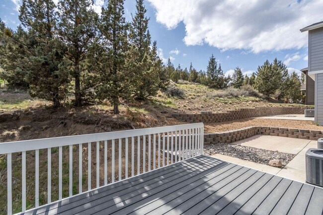 Building Photo - 1773 NE Lotus Dr