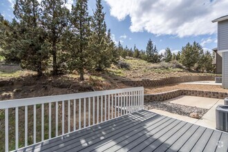 Building Photo - 1773 NE Lotus Dr