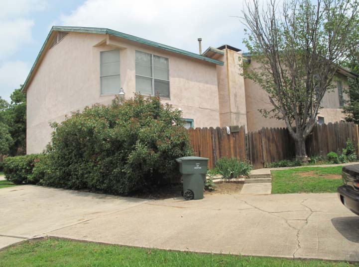 19011909 Kingswood Ct, Denton, TX 76205 Apartments in Denton, TX