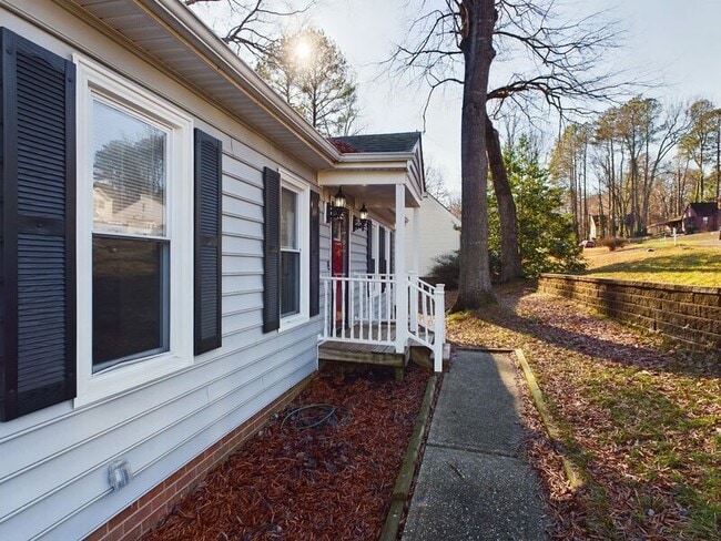 Building Photo - 1601 Treewood Ln