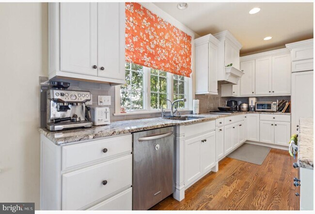 Foto del edificio - 100 Braebank Ln