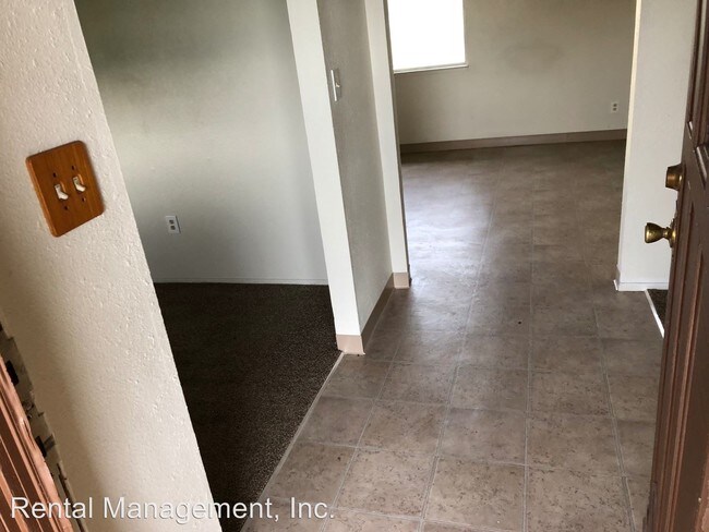 Foto del edificio - 3 br, 2 bath House - 231 S. Miller Road
