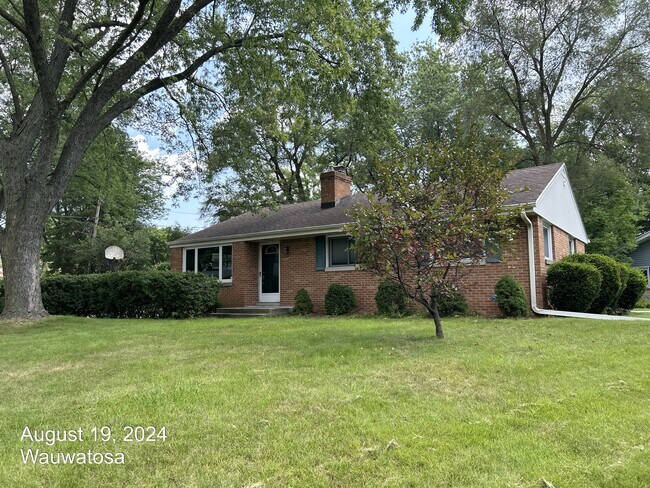 Foto del edificio - 9431 W Marion St