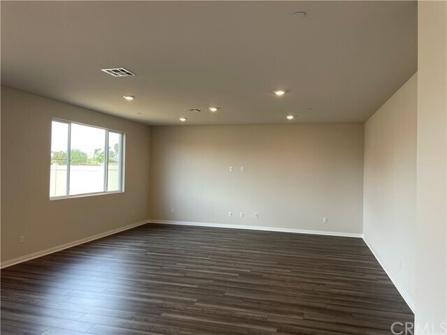 Foto del edificio - 15539 Crusader Dr