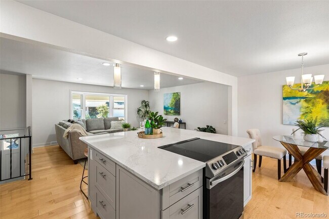 Foto del edificio - Charming 4-Bed Home