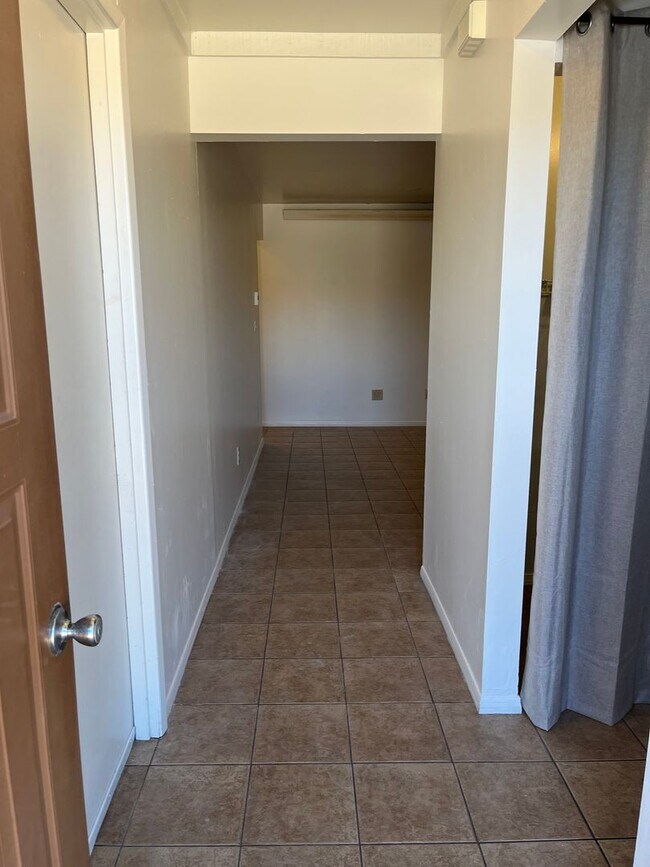 Foto del edificio - 3028 N Corrine Dr